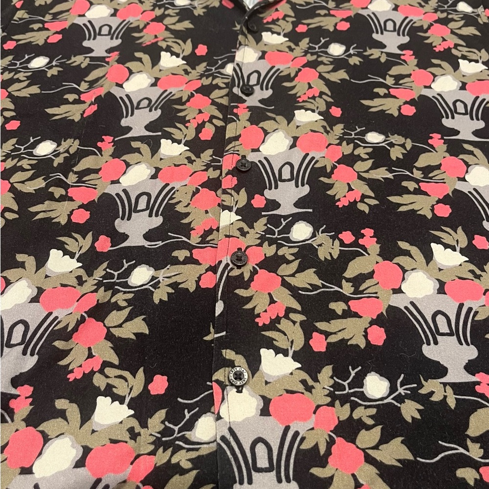 Lazy Oaf Large Nip It In The Bud Short Sleeve But… - image 7